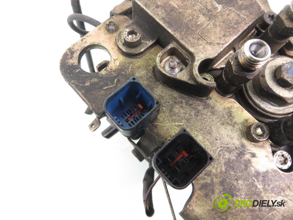 CITROEN BERLINGO / BERLINGO FIRST nadwozie wielkoprzestrzenne (MPV) KOMBIVAN 1999 51,00 1.9 D (MFDJY) - DJY (XUD9A) 1905,00 Pumpa vstrekovacia 0460494462 (Vstrekovacie čerpadlá)