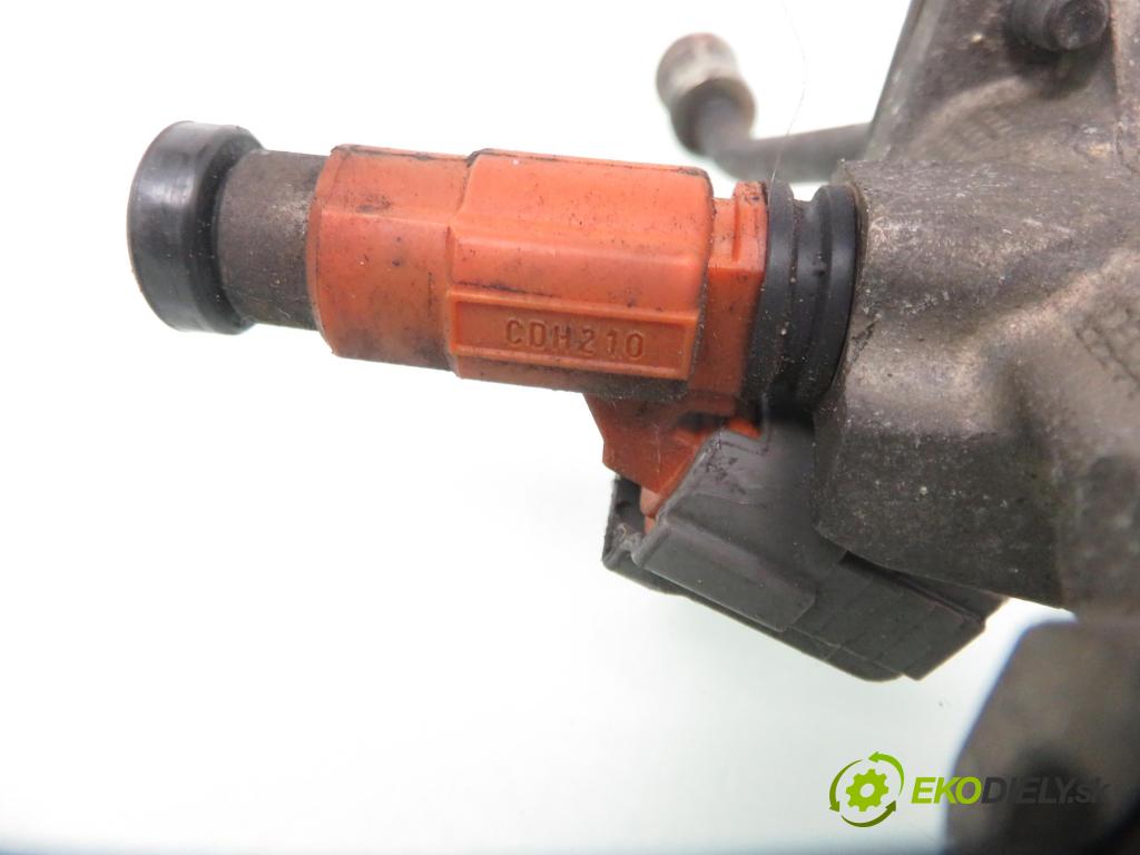 MITSUBISHI CARISMA (DA_) SEDAN 1997 66,00 1.6 (DA1A) - 4G92 (SOHC 16V) 1597,00 Lišta vstrekovacia CDH210 ; 795300 ; 7319787 (Vstrekovacie lišty)