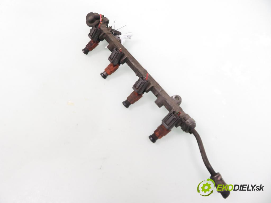 MITSUBISHI CARISMA (DA_) SEDAN 1997 66,00 1.6 (DA1A) - 4G92 (SOHC 16V) 1597,00 Lišta vstrekovacia CDH210 ; 795300 ; 7319787 (Vstrekovacie lišty)