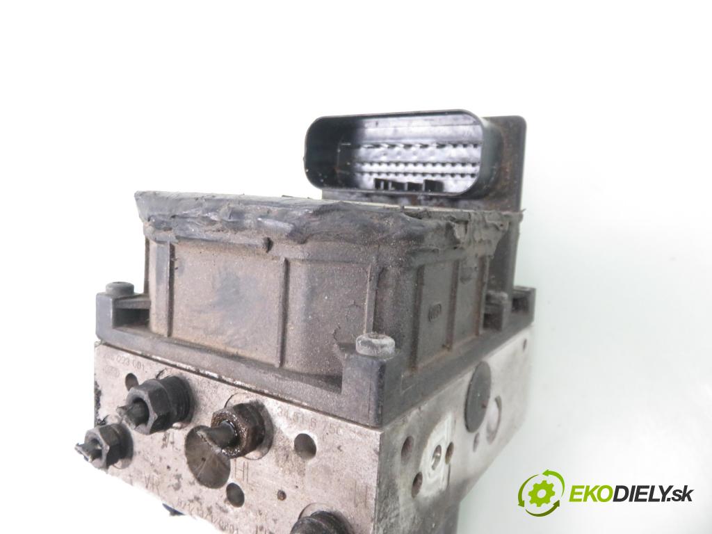 BMW 5 (E39) SEDAN 1999 110,00 520 i - 150 M52 B20 (206S4) 1991,00 Pumpa ABS 6756342 ; 0265223001 ; 0265900001 (Pumpy ABS)