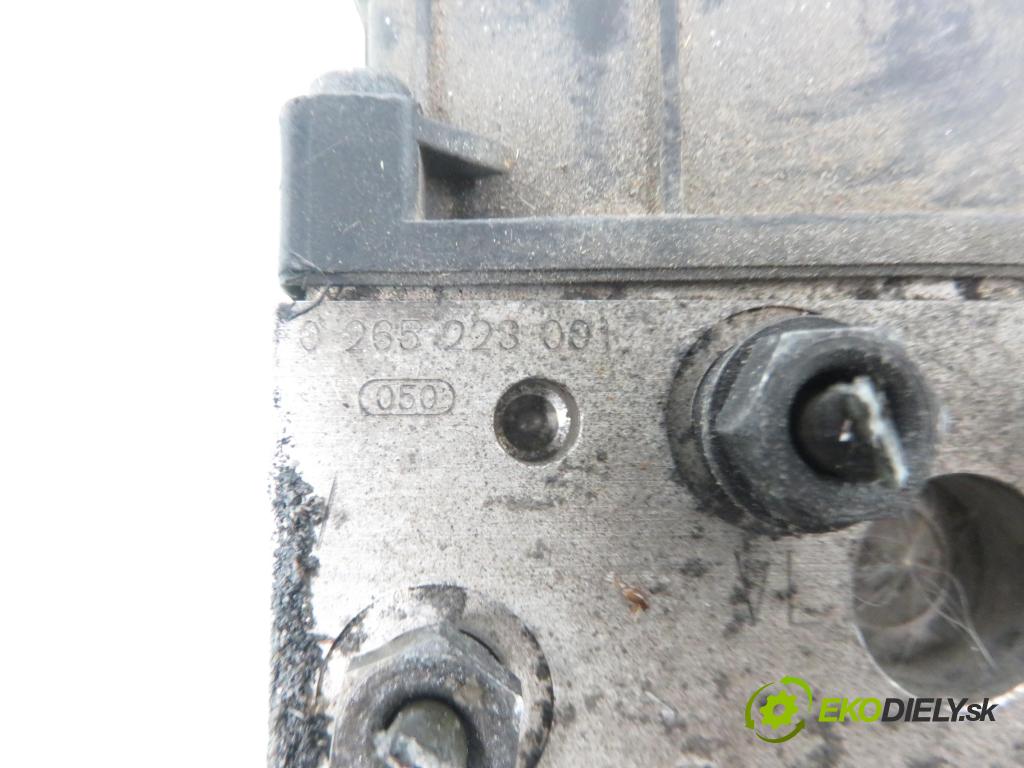 BMW 5 (E39) SEDAN 1999 110,00 520 i - 150 M52 B20 (206S4) 1991,00 Pumpa ABS 6756342 ; 0265223001 ; 0265900001 (Pumpy ABS)