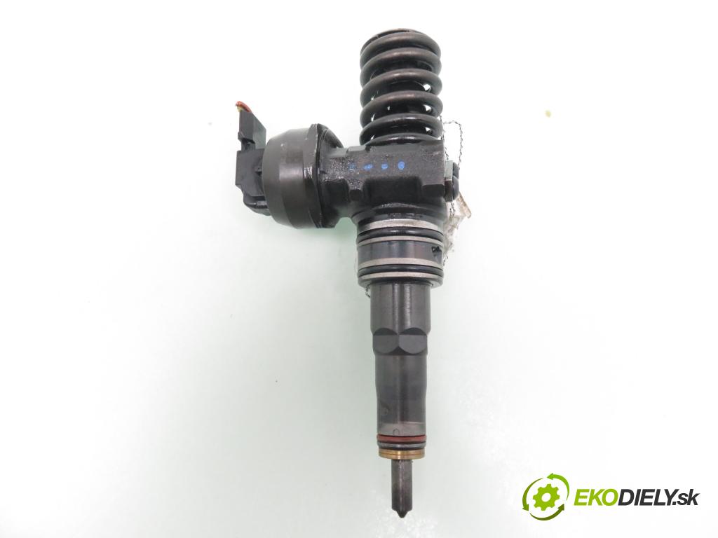 VW PASSAT B5.5 (3B3) KOMBI 2003 96,00 1.9 TDI - AWX 1896,00 Vstrekovač 038130073AL ; 0414720037 (Vstrekovače)