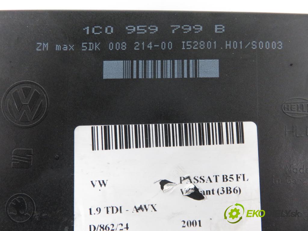 VW PASSAT B5.5 Variant (3B6) KOMBI 2001 96,00 1.9 TDI - AWX 1896,00 MODUL komfortu 1C0959799B ; 5DK00821400