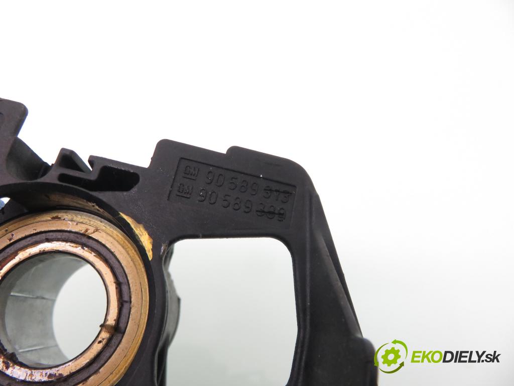 OPEL CORSA C (X01) HB 2003 43,00 1.0 12V 58 - Z 10 XE 973,00 spinačka 90589313 ; 90589389 (Spínacie skrinky a kľúče)