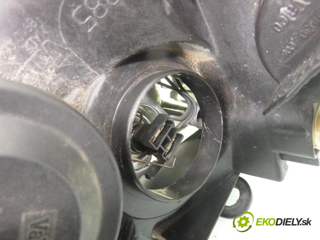 FIAT PUNTO (188_) HB 2003 44,00 1.2 Bifuel - 188 A4.000 1242,00 Svetlo LP