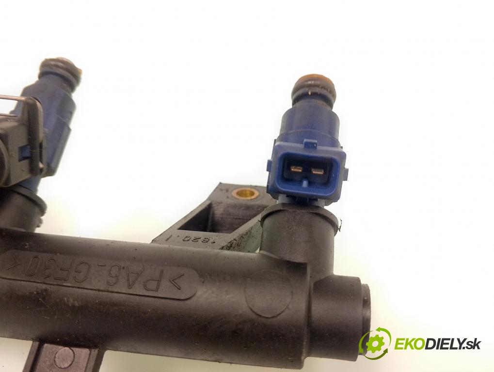 PEUGEOT 206 liftback (2A/C) HB 2003 55,00 1.4 75 - KFW 1360,00 Lišta vstrekovacia 9625194080 ; 0280155794 (Vstrekovacie lišty)