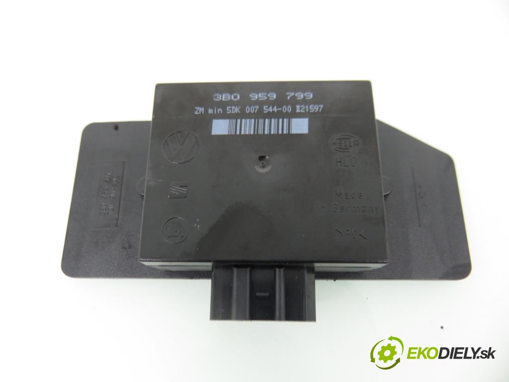 VW PASSAT B5 (3B2) SEDAN 1997 66,00 1.9 TDI - AHH 1896,00 MODUL komfortu 3B0959799 ; 3B0959507 ; 73190400