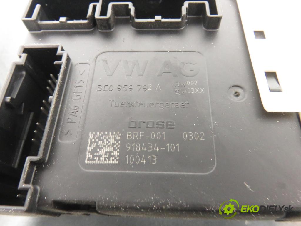 VW JETTA VI (162, 163) SEDAN 2011 77,00 1.6 TDI - CAYC 1598,00 mechanismus oken PPE 1K5837462B ; 1K5837402AS ; 3C0959792A