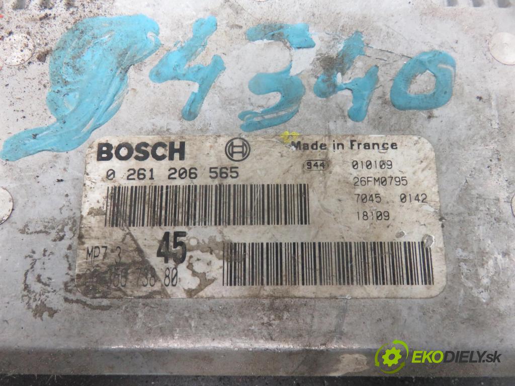 PEUGEOT 306 liftback (7A, 7C, N3, N5) HB 1997 65,00 1.6 - NFZ (TU5JP) 1587,00 řídící jednotka motora 0261206565