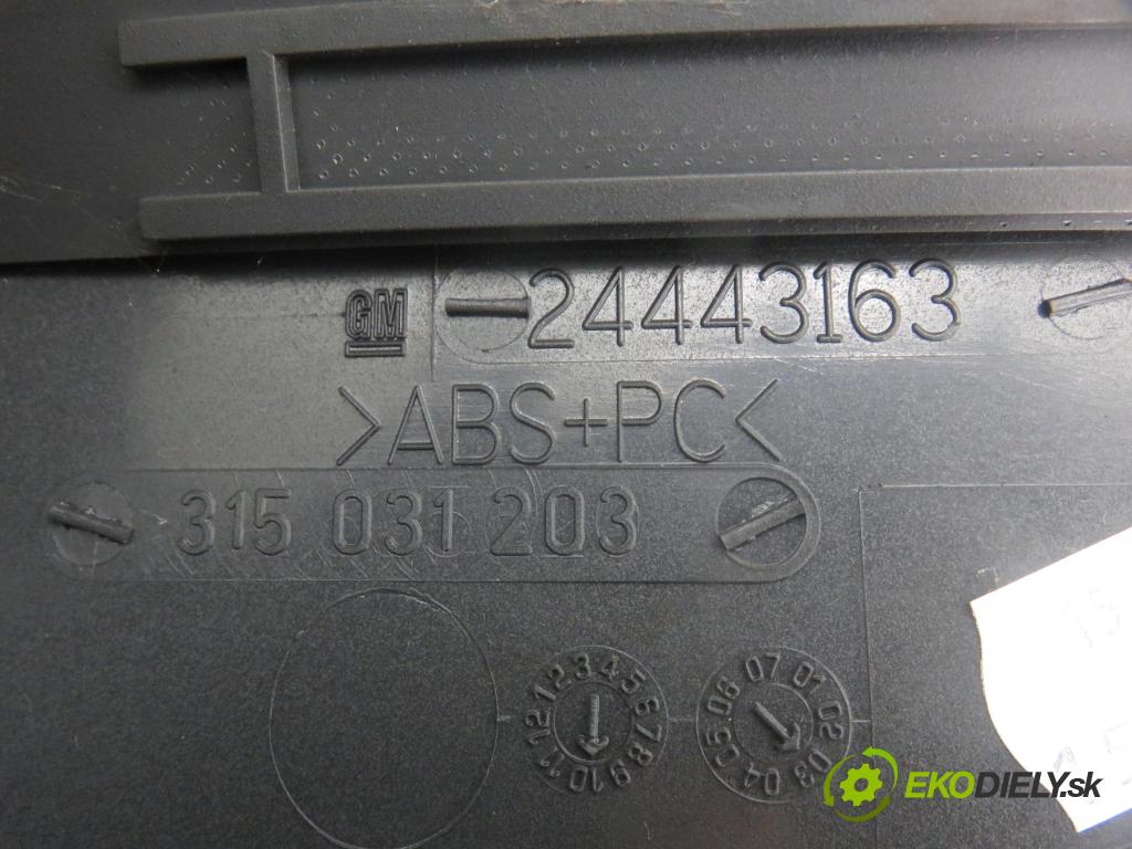 OPEL VECTRA C (Z02) SEDAN 2003 108,00 2.2 16V - Z 22 SE 2198,00 Lakťová opierka 13173082 ; 24443163 ; 315031203