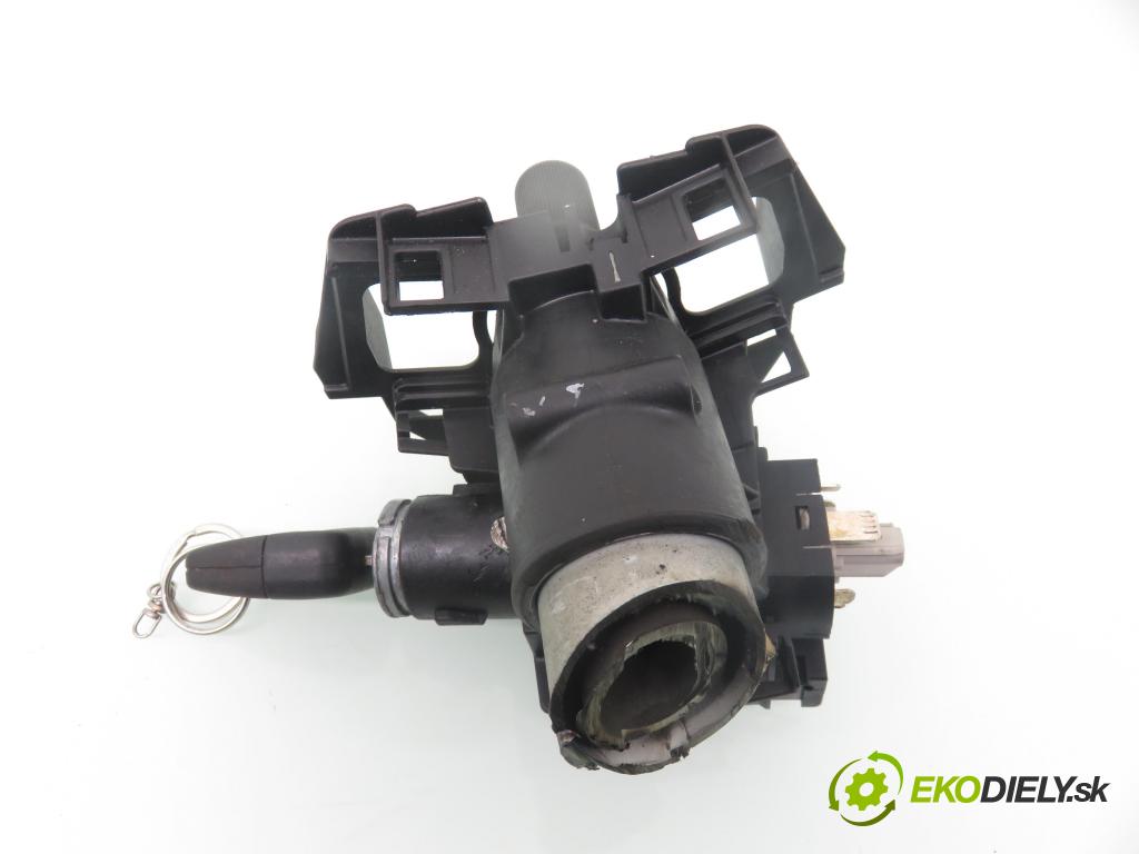 OPEL ASTRA G liftback (T98) HB 1999 60,00 2.0 DI - X 20 DTL 1995,00 spinačka 90589313 ; 90589389 (Spínacie skrinky a kľúče)