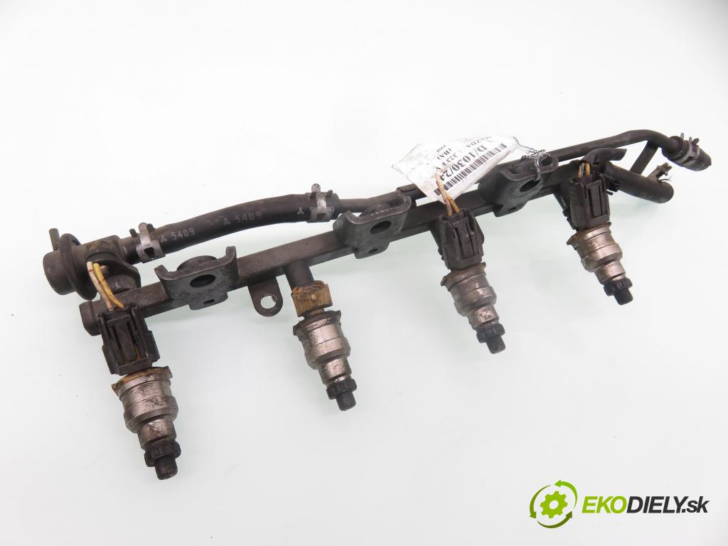 MAZDA 323 F V (BA) HB 1996 84,00 1.8 16V 114 - BP-ZE 1840,00 Lišta vstrekovacia 7953002050 (Vstrekovacie lišty)