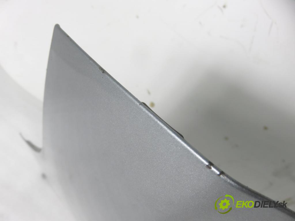 TOYOTA YARIS (_P9_) HB 2006 51,00 1.0 VVT-i (KSP90_) - 1KR-FE 998,00 kapota 1F8 (Kapoty)