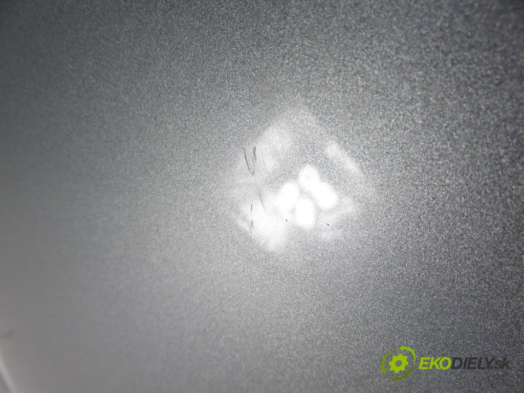 TOYOTA YARIS (_P9_) HB 2006 51,00 1.0 VVT-i (KSP90_) - 1KR-FE 998,00 kapota 1F8 (Kapoty)