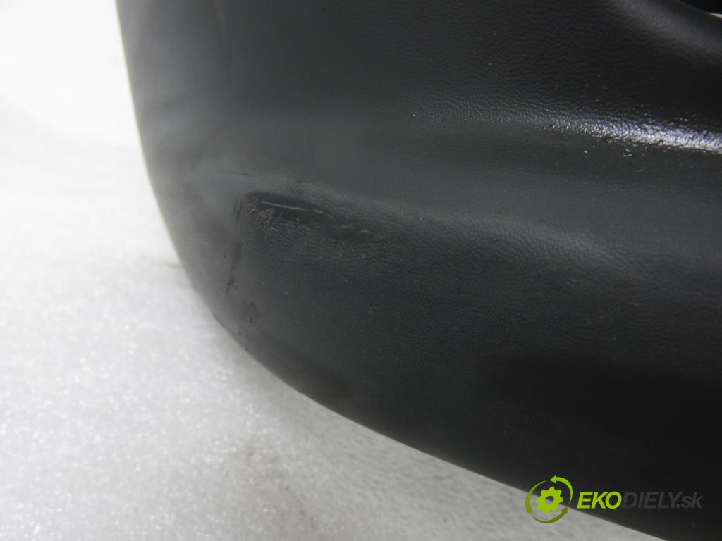 MAZDA DEMIO (DW) HB 1999 46,00 1.3 i 16V (DW3W) - B3 ME 1324,00 nárazník přední část