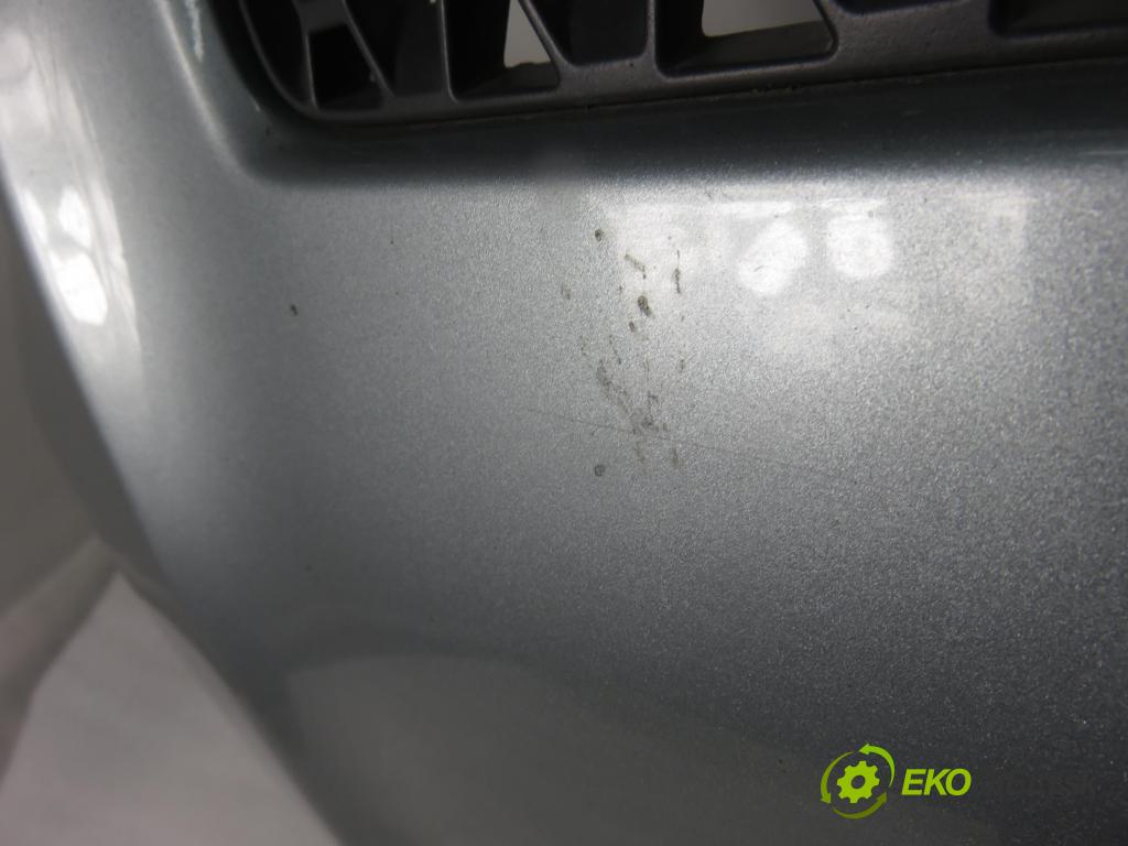TOYOTA YARIS (_P9_) HB 2006 51,00 1.0 VVT-i (KSP90_) - 1KR-FE 998,00 nárazník přední část 1F8