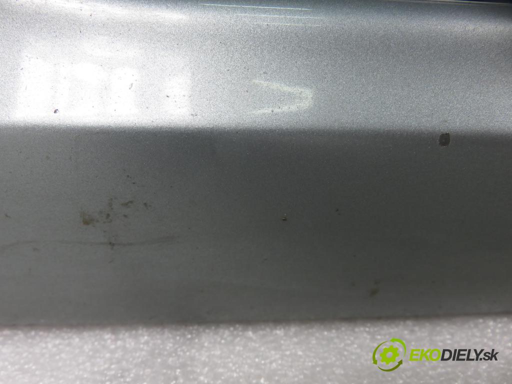 TOYOTA YARIS (_P9_) HB 2006 51,00 1.0 VVT-i (KSP90_) - 1KR-FE 998,00 nárazník přední část 1F8