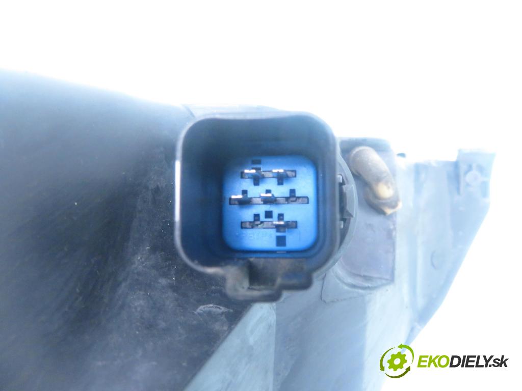 FORD FOCUS (DAW, DBW) HB 2000 66,00 1.8 TDDi 90 - C9DA 1753,00 Svetlo PP 1M5113005