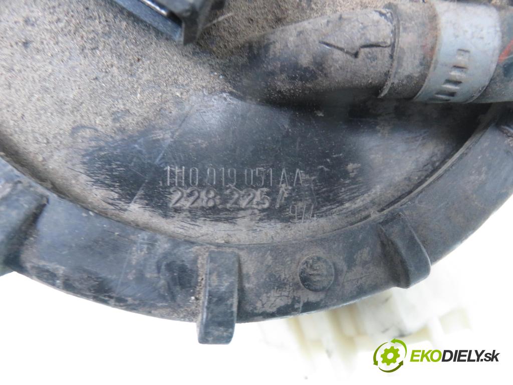 VW GOLF III (1H1) HB 1994 55,00 1.6 8V 75 - AEA 1598,00 pumpa paliva 1H0919051AA ; 228225974