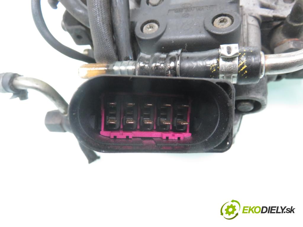 VW GOLF IV (1J1) HB 1999 81,00 1.9 TDI - AHF 1896,00 Pumpa vstrekovacia 0460404968 ; 028130115B (Vstrekovacie čerpadlá)