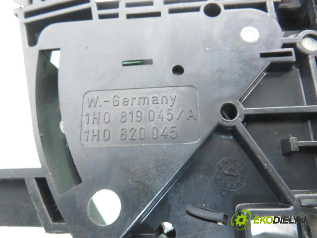 VW GOLF III (1H1) HB 1993 44,00 1.4 - ABD 1390,00 Panel topení 1H0820045 ; 1H0820045A