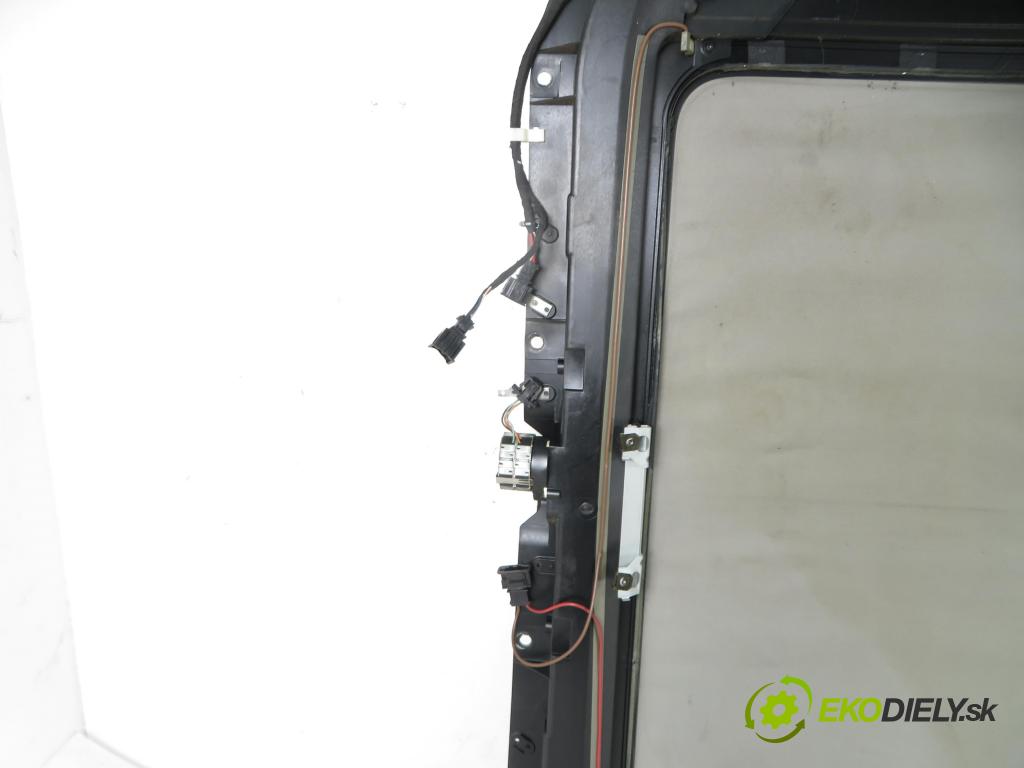 AUDI A8 D3 (4E2, 4E8) SEDAN 2003 202,00 4.0 TDI quattro - ASE 3936,00 střešní okno 4E0877041D ; 404424 ; 4E0959591 (Okna karoserie)