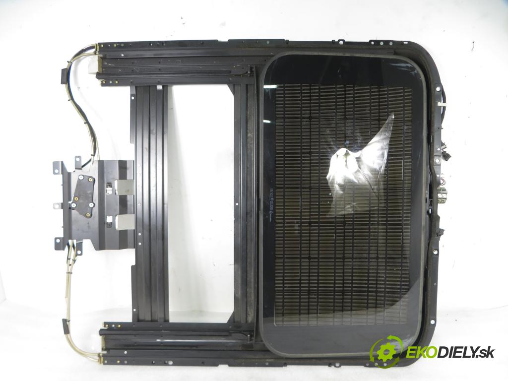 AUDI A8 D3 (4E2, 4E8) SEDAN 2003 202,00 4.0 TDI quattro - ASE 3936,00 střešní okno 4E0877041D ; 404424 ; 4E0959591 (Okna karoserie)