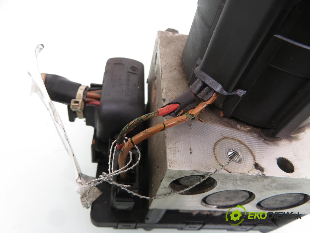 VW PASSAT B3/B4 Variant (3A5, 35I) KOMBI 1996 66,00 1.8 - ADZ 1781,00 Pumpa ABS 3A0907379 ; 10020400174 (Pumpy ABS)