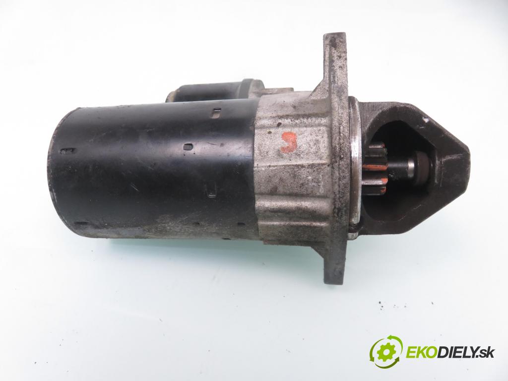 OPEL SIGNUM KOMBI 2003 90,00 1.8 - Z 18 XE 1796,00 startér 0001107405 ; 1005831153 (Startér)