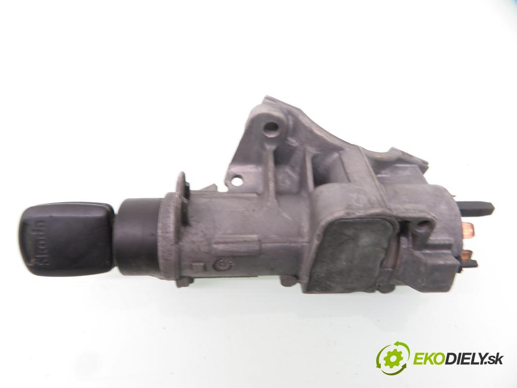 SKODA FABIA I (6Y2) HB 2000 50,00 1.4 - AME 1397,00 spinačka 4B0905851C  (Spínacia skrinka)