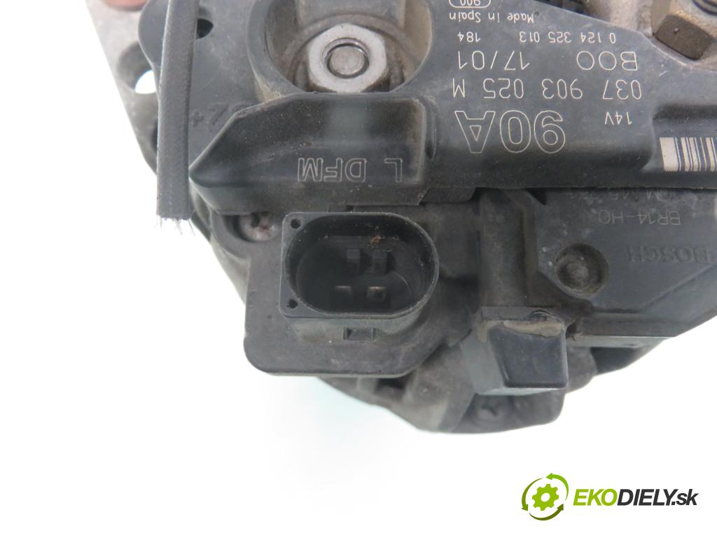 VW POLO (6N2) HB 2001 37,00 1.0 MPI 50 - AUC 999,00 Alternátor 037903025M ; 0124325013 (Alternátor)