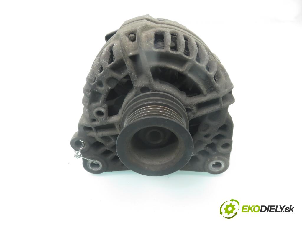 VW POLO (6N2) HB 2001 37,00 1.0 MPI 50 - AUC 999,00 Alternátor 037903025M ; 0124325013 (Alternátor)