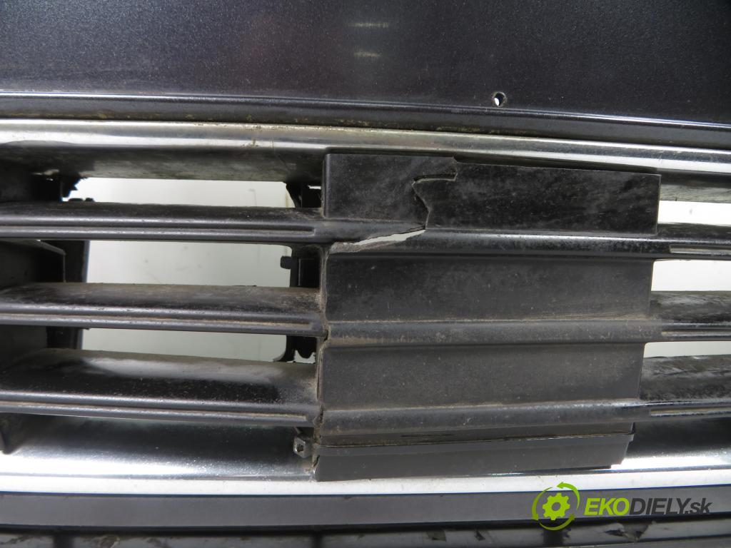 AUDI A8 D3 (4E2, 4E8) SEDAN 2003 202,00 4.0 TDI quattro - ASE 3936,00 nárazník přední část