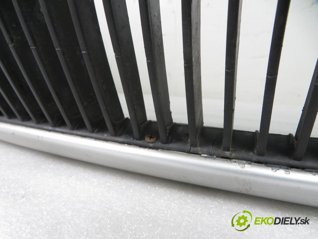 SKODA SUPERB I (3U4) SEDAN 2002 74,00 1.9 TDI - AVB 1896,00 nárazník přední část 9102