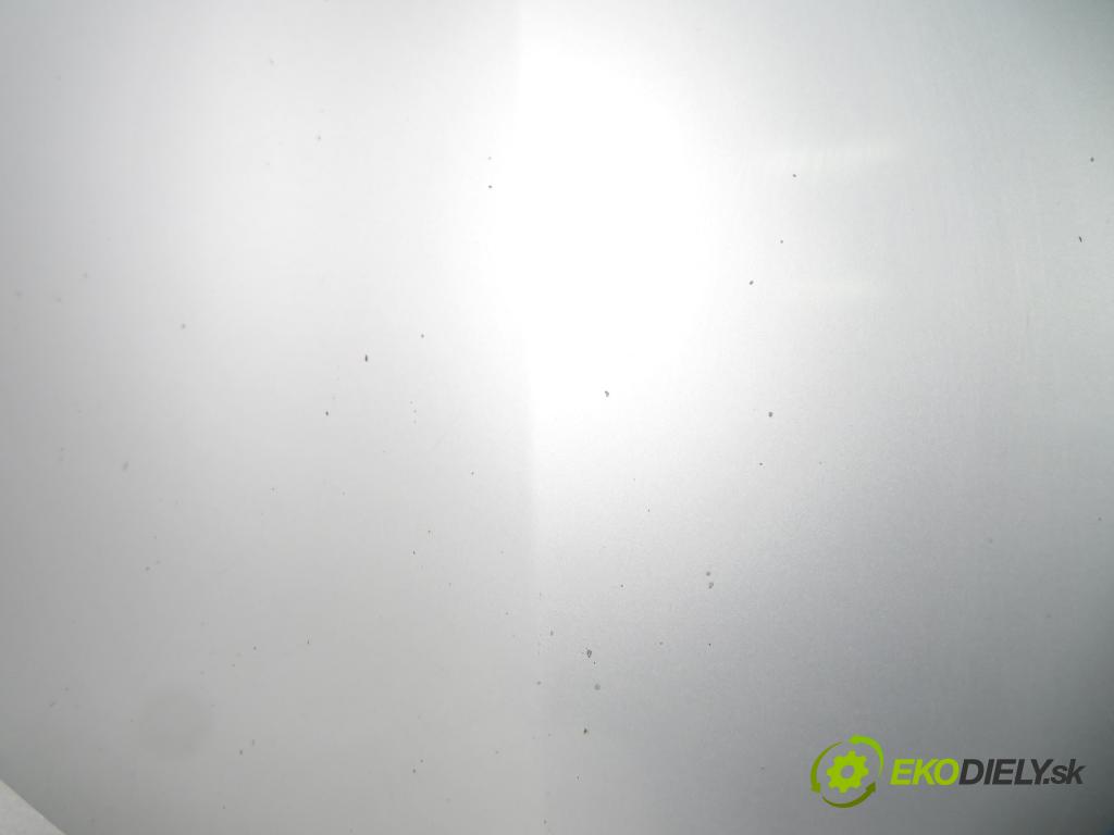 SKODA SUPERB I (3U4) SEDAN 2002 74,00 1.9 TDI - AVB 1896,00 kapota 9102 (Kapoty)