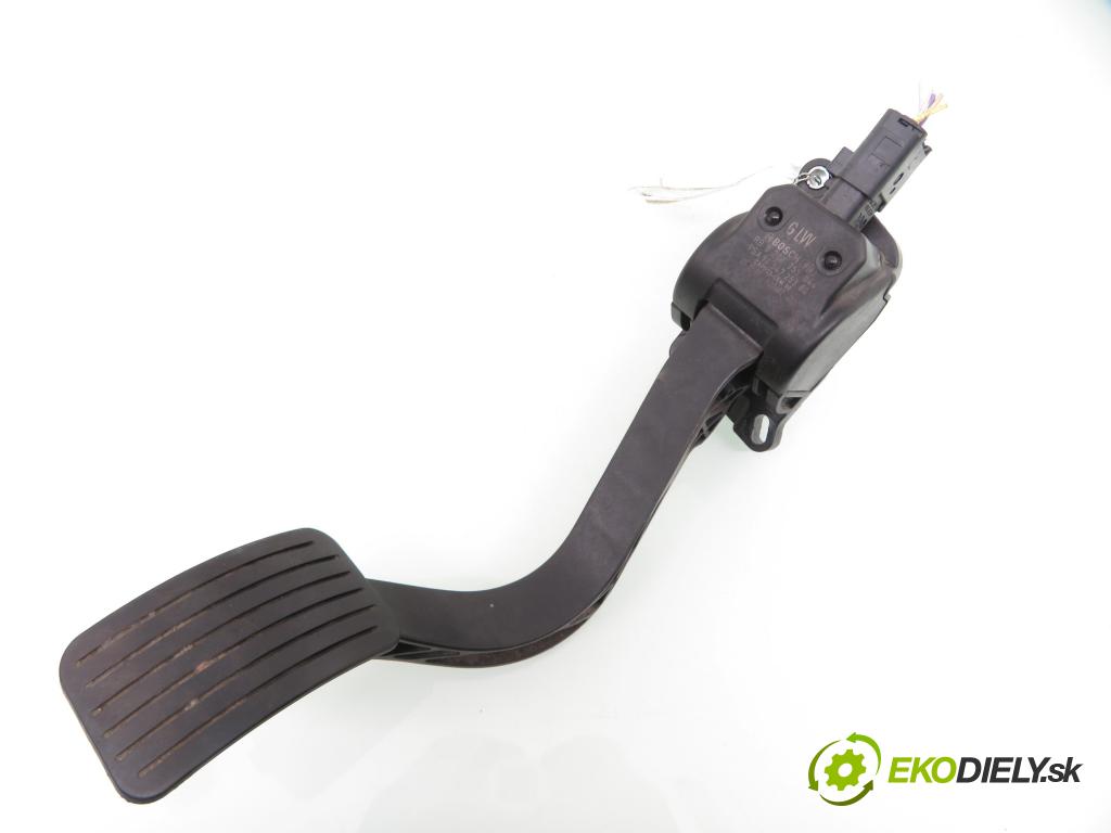 CITROEN C4 Picasso I (UD_) MINIVAN 2008 100,00 2.0 HDi 138 - RHJ (DW10BTED4) 1997,00 Potenciometer plynu 0280755044 ; 9654725380 (Pedále)