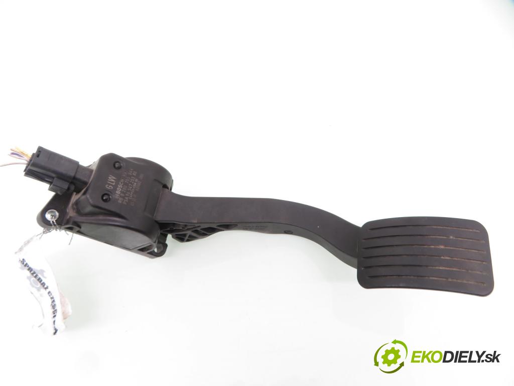 CITROEN C4 Picasso I (UD_) MINIVAN 2008 100,00 2.0 HDi 138 - RHJ (DW10BTED4) 1997,00 Potenciometer plynu 0280755044 ; 9654725380 (Pedále)