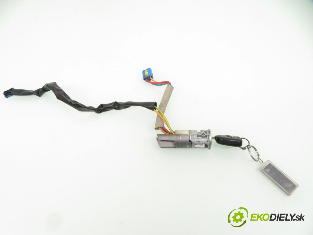 CITROEN XSARA PICASSO (N68) MINIVAN 2003 85,00 1.8 16V - 6FZ (EW7J4) 1749,00 spinačka N0501539 (Spínacie skrinky a kľúče)