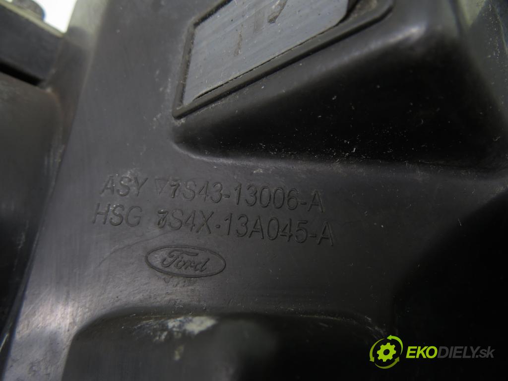 FORD FOCUS sedan (DFW) SEDAN 2004 96,00 2.0 16V - EDDF 1988,00 Svetlo LP 7S4313006A ; 7S4X13A045A