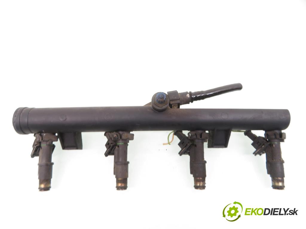 CITROEN XSARA PICASSO (N68) MINIVAN 1997 85,00 1.8 16V - 6FZ (EW7J4) 1749,00 Lišta vstrekovacia 01F005A ; 9628084680 (Vstrekovacie lišty)