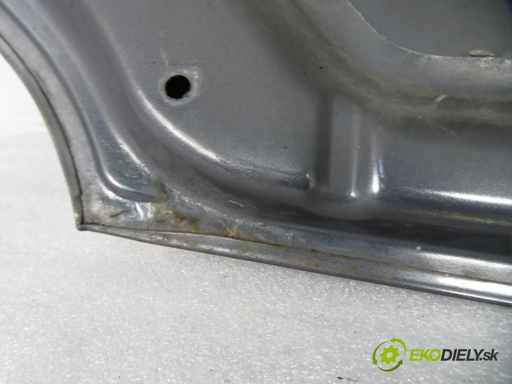 FORD FOCUS sedan (DFW) SEDAN 2004 96,00 2.0 16V - EDDF 1988,00 kapota USA (Kapoty)