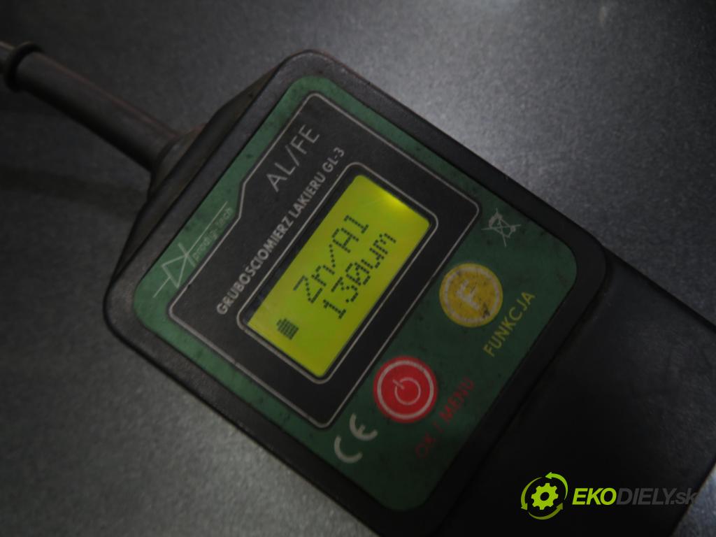 FORD FOCUS sedan (DFW) SEDAN 2004 96,00 2.0 16V - EDDF 1988,00 kapota USA (Kapoty)