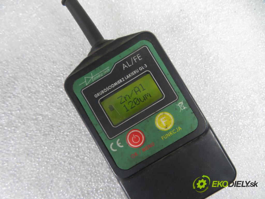 RENAULT SCENIC I (JA0/1_) CROSSOVER 2001 75,00 1.9 dCi RX4 102 - F9Q 740 1870,00 kapota RX4 (Kapoty)