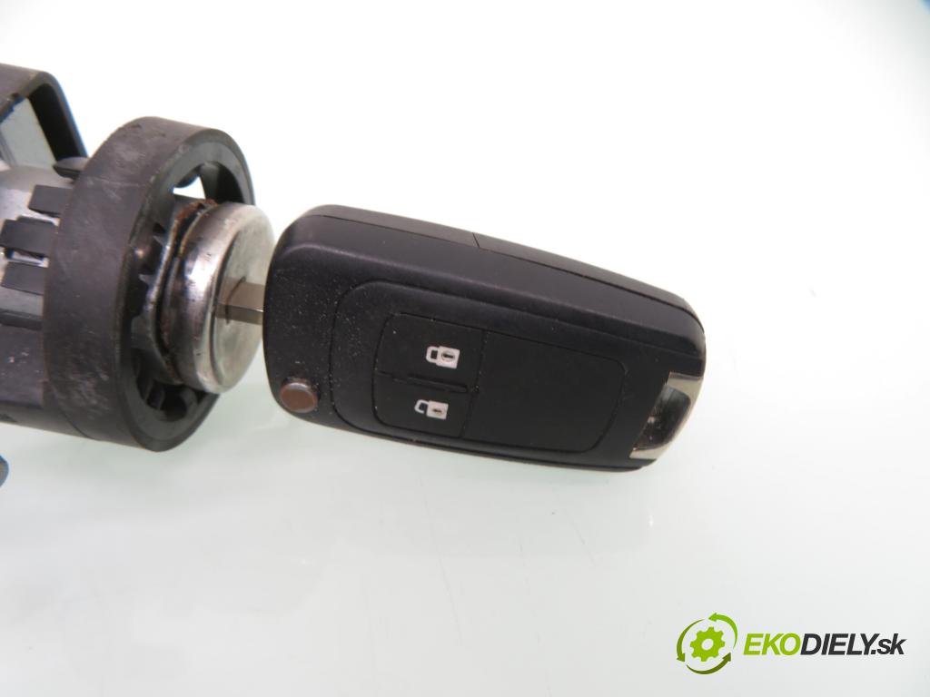 OPEL INSIGNIA A Sports Tourer (G09) KOMBI 2009 96,00 2.0 CDTI 131 - A 20 DT 1956,00 spinačka 13243373 ; 25799293 (Spínacie skrinky a kľúče)