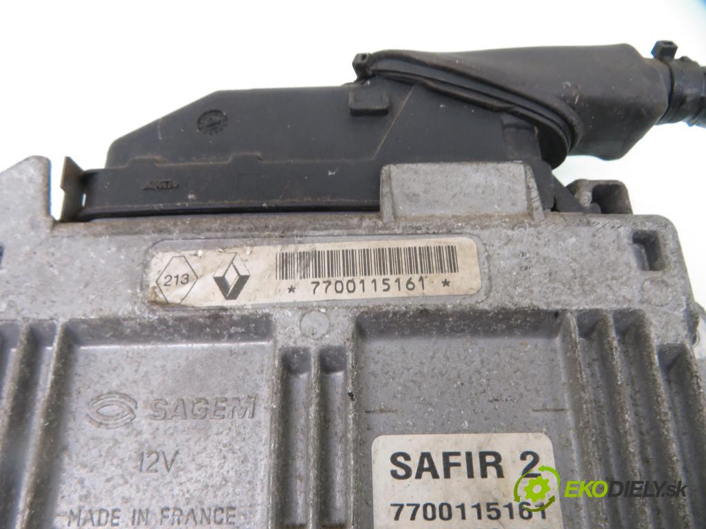 RENAULT CLIO II (BB_, CB_) HB 1999 43,00 1.2 8V 58 1149,00 řídící jednotka motora 7700115161