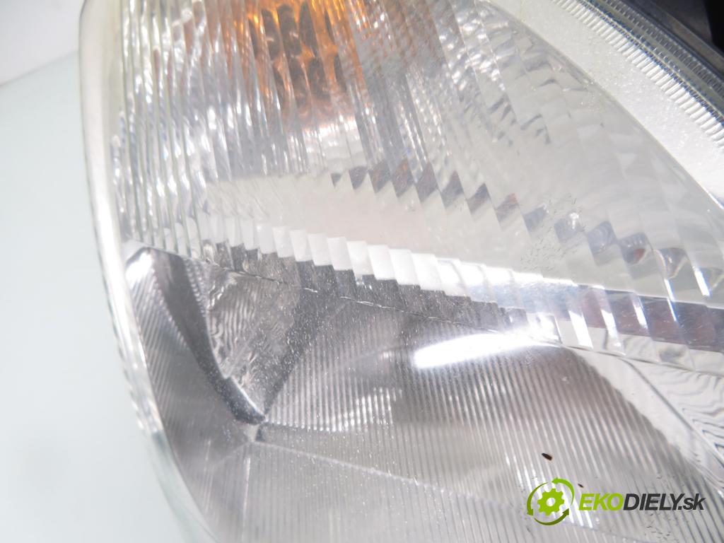 FORD FIESTA V (JH_, JD_) HB 2004 59,00 1.4 16V - FXJB 1388,00 světlo PP 2S6X13W029AJ