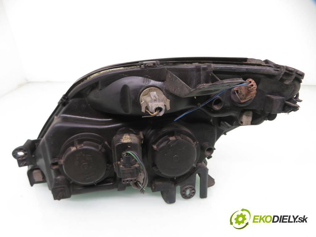 RENAULT SCENIC I (JA0/1_) CROSSOVER 2001 75,00 1.9 dCi RX4 102 - F9Q 740 1870,00 Svetlo PP 7701047602 ; 89002991