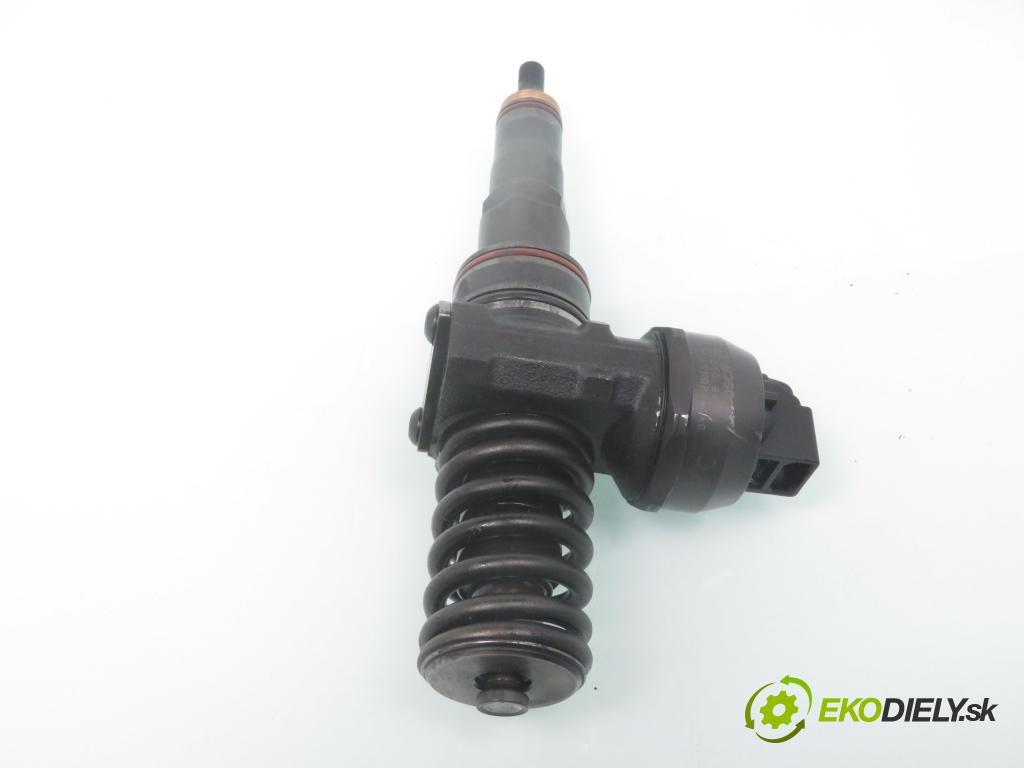 VW PASSAT B5.5 Variant (3B6) KOMBI 2001 96,00 1.9 TDI PD 130 - AVF 1896,00 Vstrekovač 038130073AJ ; 0414720037 (Vstrekovače)