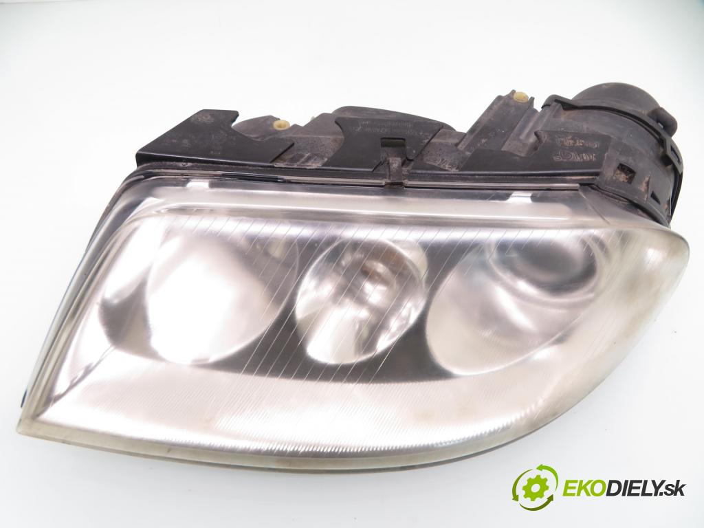 VW PASSAT B5.5 Variant (3B6) KOMBI 2001 96,00 1.9 TDI PD 130 - AVF 1896,00 Svetlo LP 3B7941017M ; 1EL00834007 ; 5DV00776061