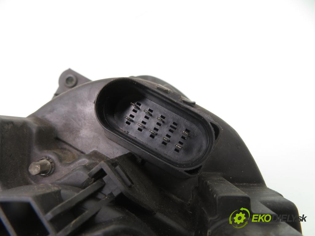 VW TOURAN (1T1, 1T2) MINIVAN 2003 77,00 1.9 TDI - BLS 1896,00 Svetlo PP 0301205202 ; 1T0941006F